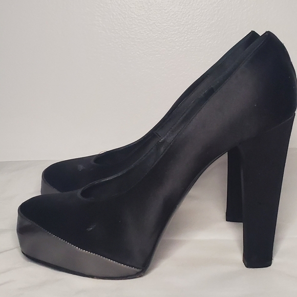 NINA RICCI- size 40 1/2 -pumps- stilleto-high heel inblack satin fabric&leather